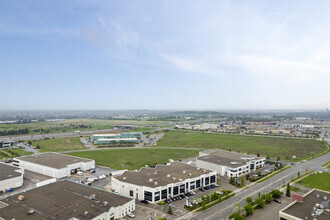 960 Edgeley Blvd, Vaughan, ON - aerial  map view