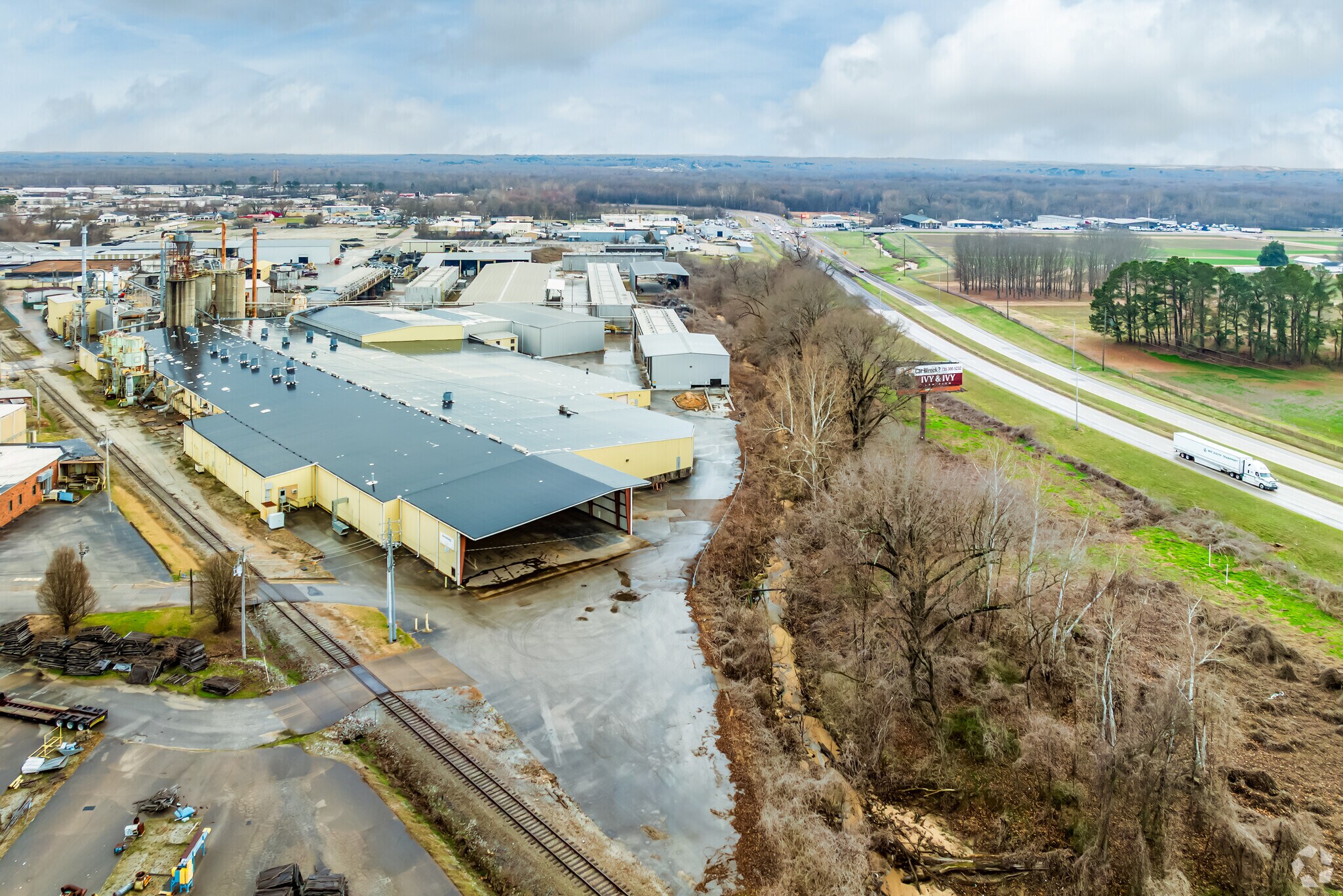 160 Rosedale St, Jackson, TN à louer Photo du bâtiment- Image 1 de 16