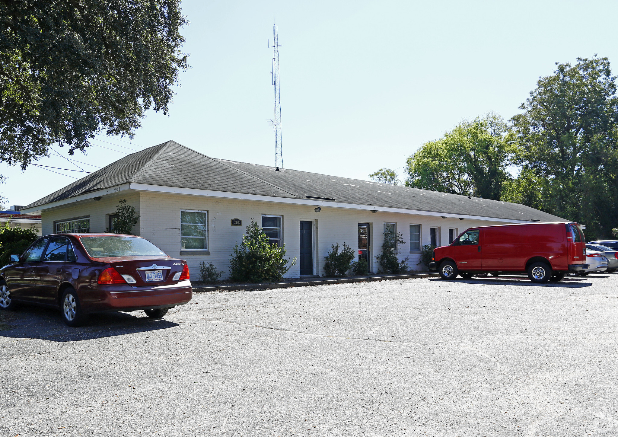 208 W Ash St, Goldsboro, NC for sale Primary Photo- Image 1 of 1