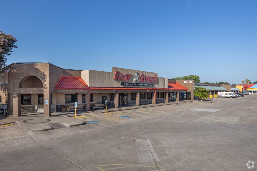 12344 Gulf Fwy, Houston, TX for lease - Building Photo - Image 2 of 4