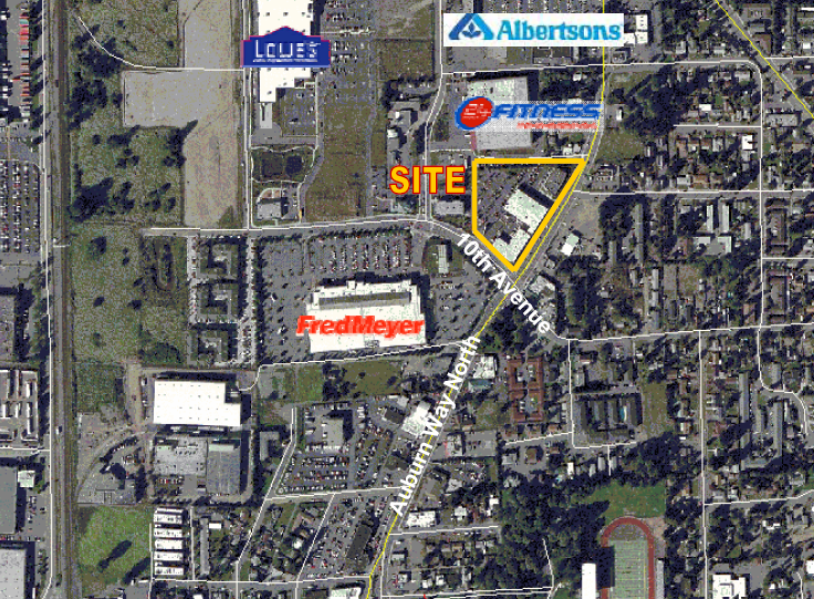 901-905 Auburn Way N, Auburn, WA à vendre - Aérien - Image 1 de 1