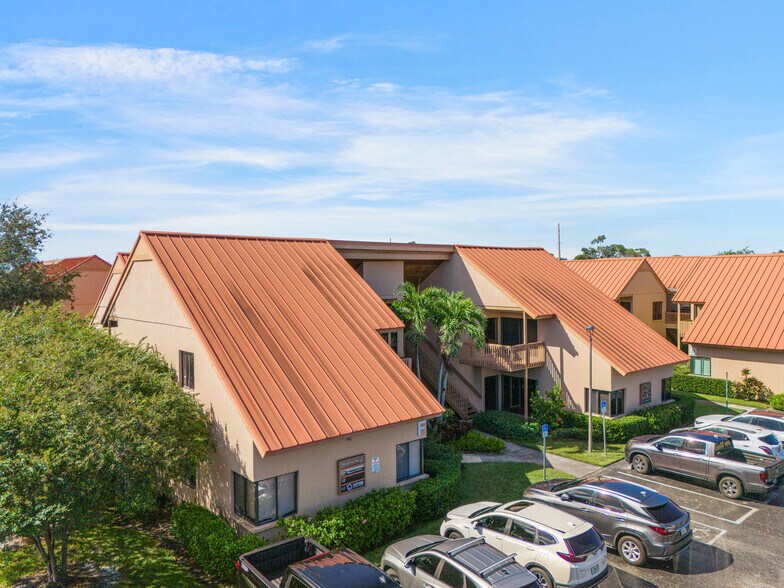 2831 Ringling Blvd, Sarasota, FL à vendre - Photo du bâtiment - Image 2 de 17