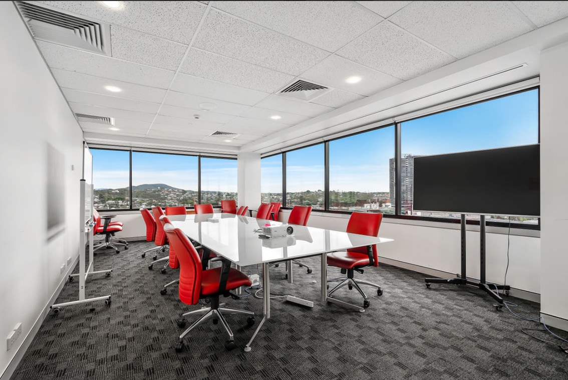 301 Coronation Dr, Milton for lease Interior Photo- Image 1 of 9