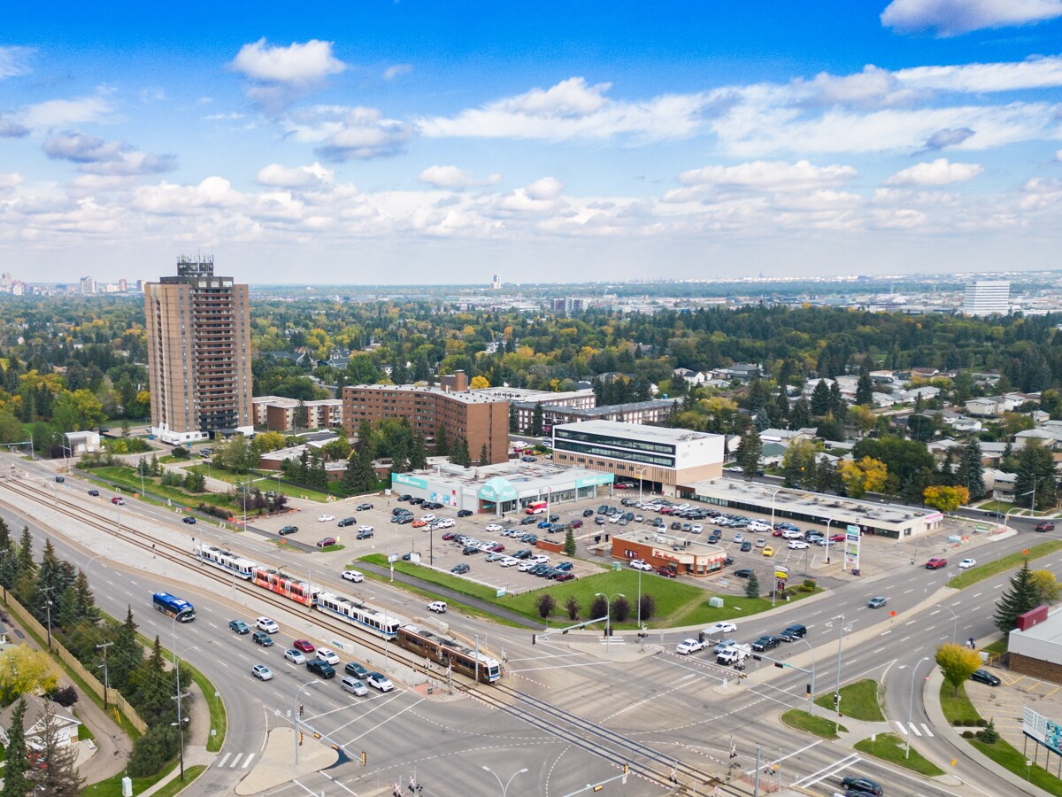 11044 51 Ave, Edmonton, AB à vendre Photo du bâtiment- Image 1 de 1