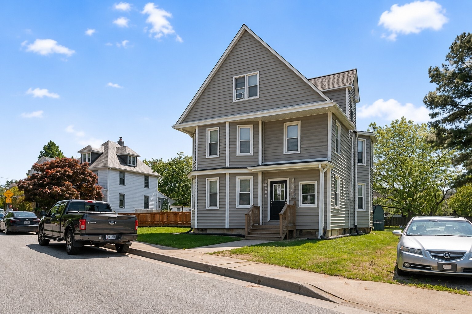3211 Batavia Ave, Baltimore, MD à vendre Photo du bâtiment- Image 1 de 33