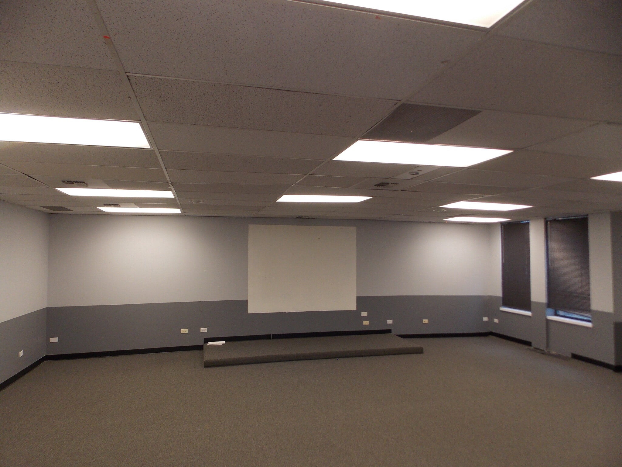 6535 S Dayton St, Greenwood Village, CO for lease Interior Photo- Image 1 of 4