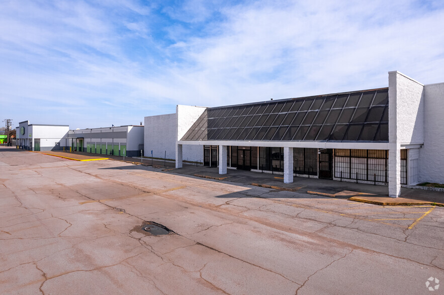 10710-10718 Garland Rd, Dallas, TX for lease - Building Photo - Image 2 of 15