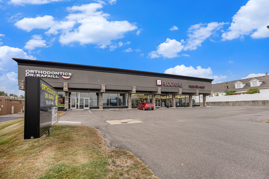 1854 S Rochester Rd, Rochester Hills, MI for lease - Building Photo - Image 3 of 20