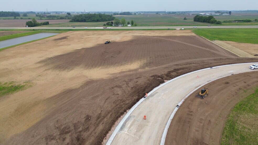 Highway 57, Fredonia, WI à vendre - Photo du bâtiment - Image 3 de 3