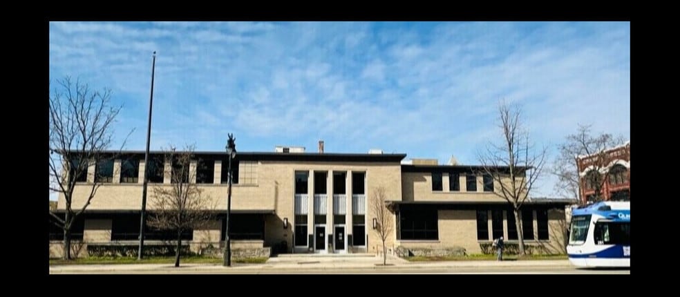 4747 Woodward Ave, Detroit, MI à vendre - Photo du bâtiment - Image 1 de 10