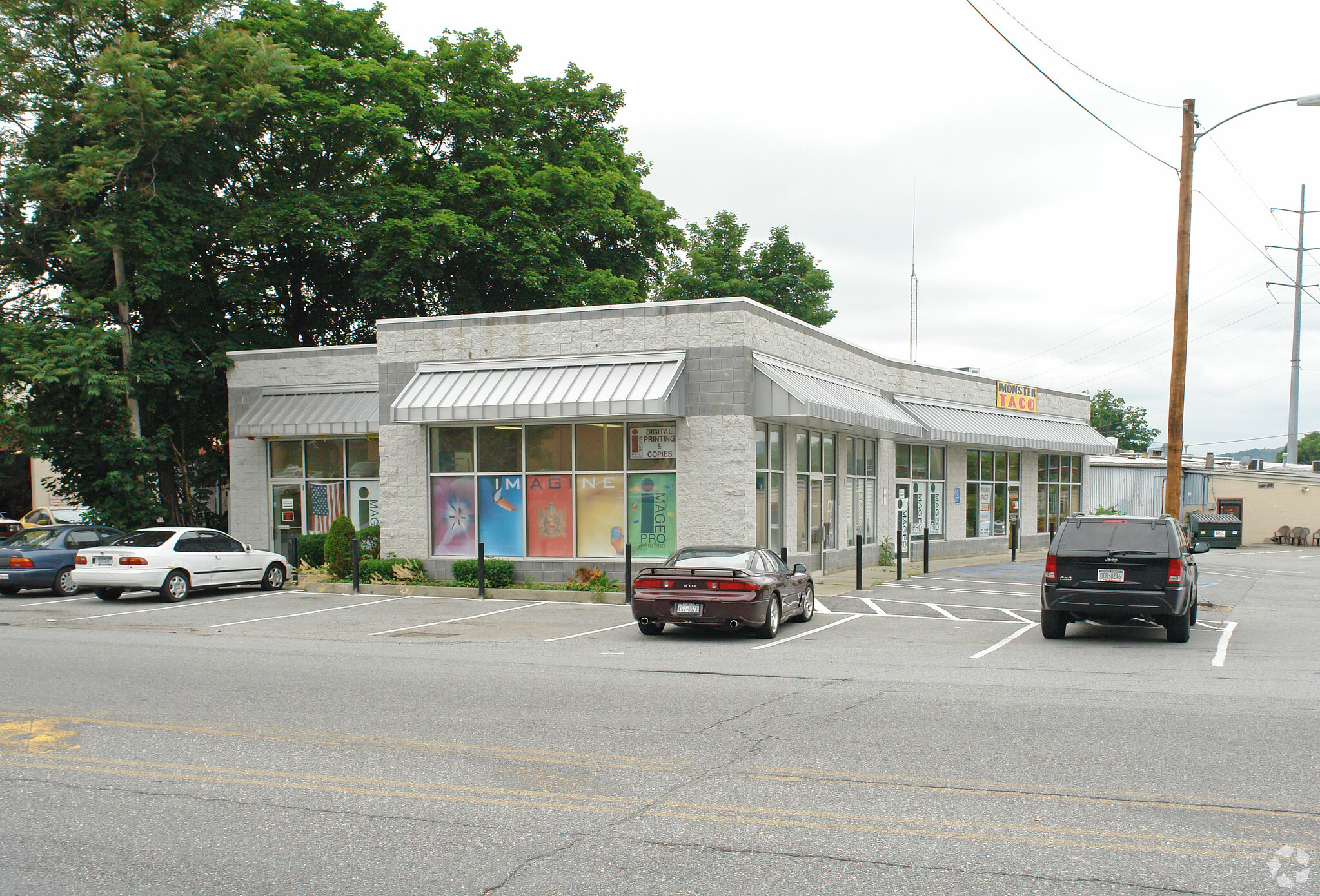 260 North Rd, Poughkeepsie, NY for sale Primary Photo- Image 1 of 1