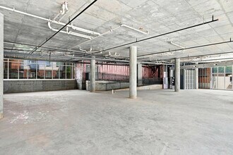 801 NW 10th St, Oklahoma City, OK for lease Interior Photo- Image 2 of 2