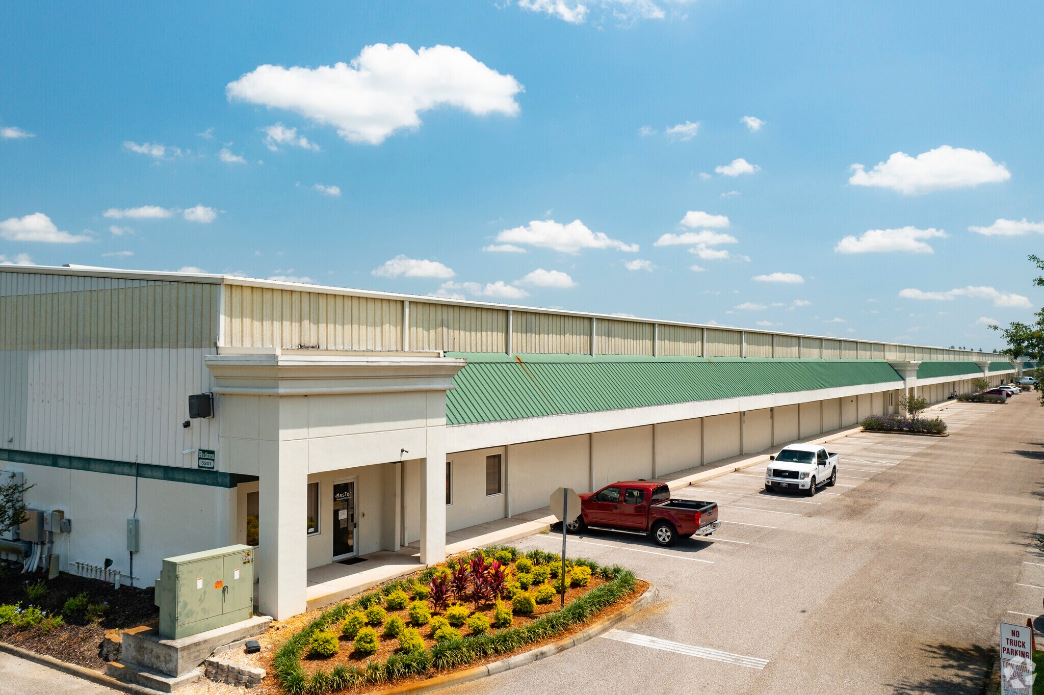 5201 Gateway Blvd, Lakeland, FL for sale Building Photo- Image 1 of 1