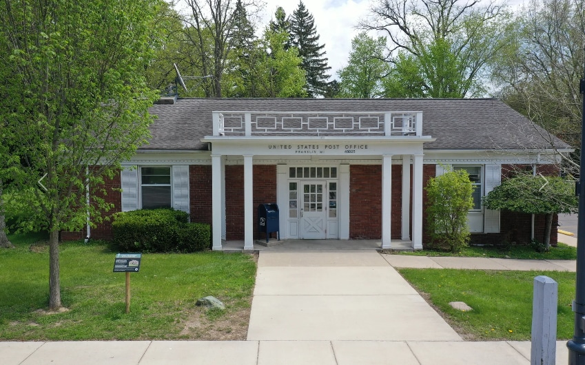 32406 Franklin Rd, Franklin, MI for sale - Building Photo - Image 1 of 1