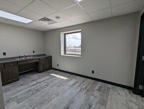 6999 E Hwy 80, Odessa, TX à louer Photo intérieure- Image 2 de 4