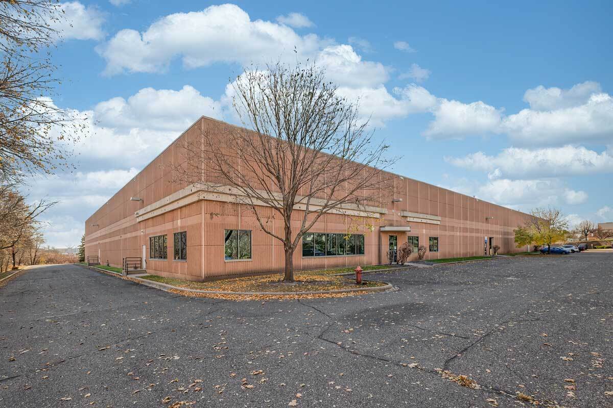 7624 Boone Ave N, Brooklyn Park, MN for sale Primary Photo- Image 1 of 14