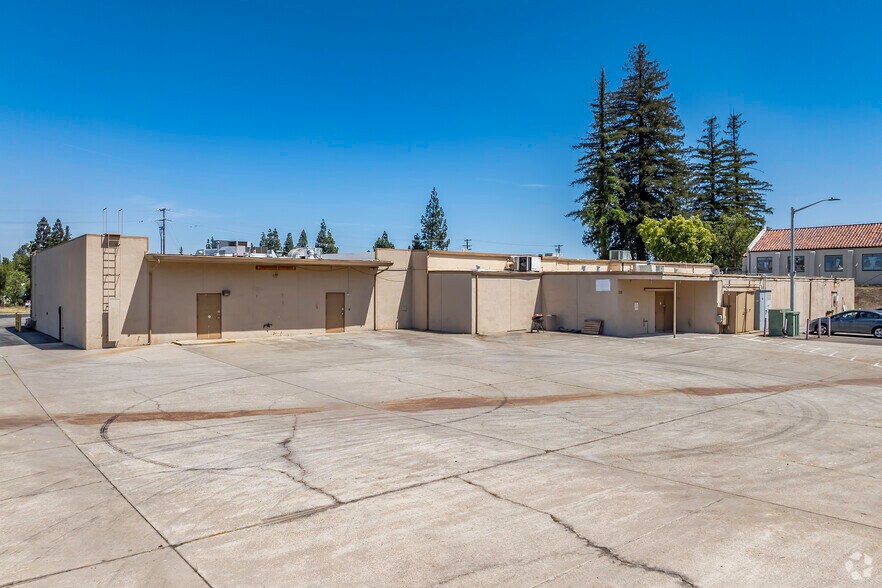 1018 Douglas Blvd, Roseville, CA à louer - Photo du bâtiment - Image 3 de 10