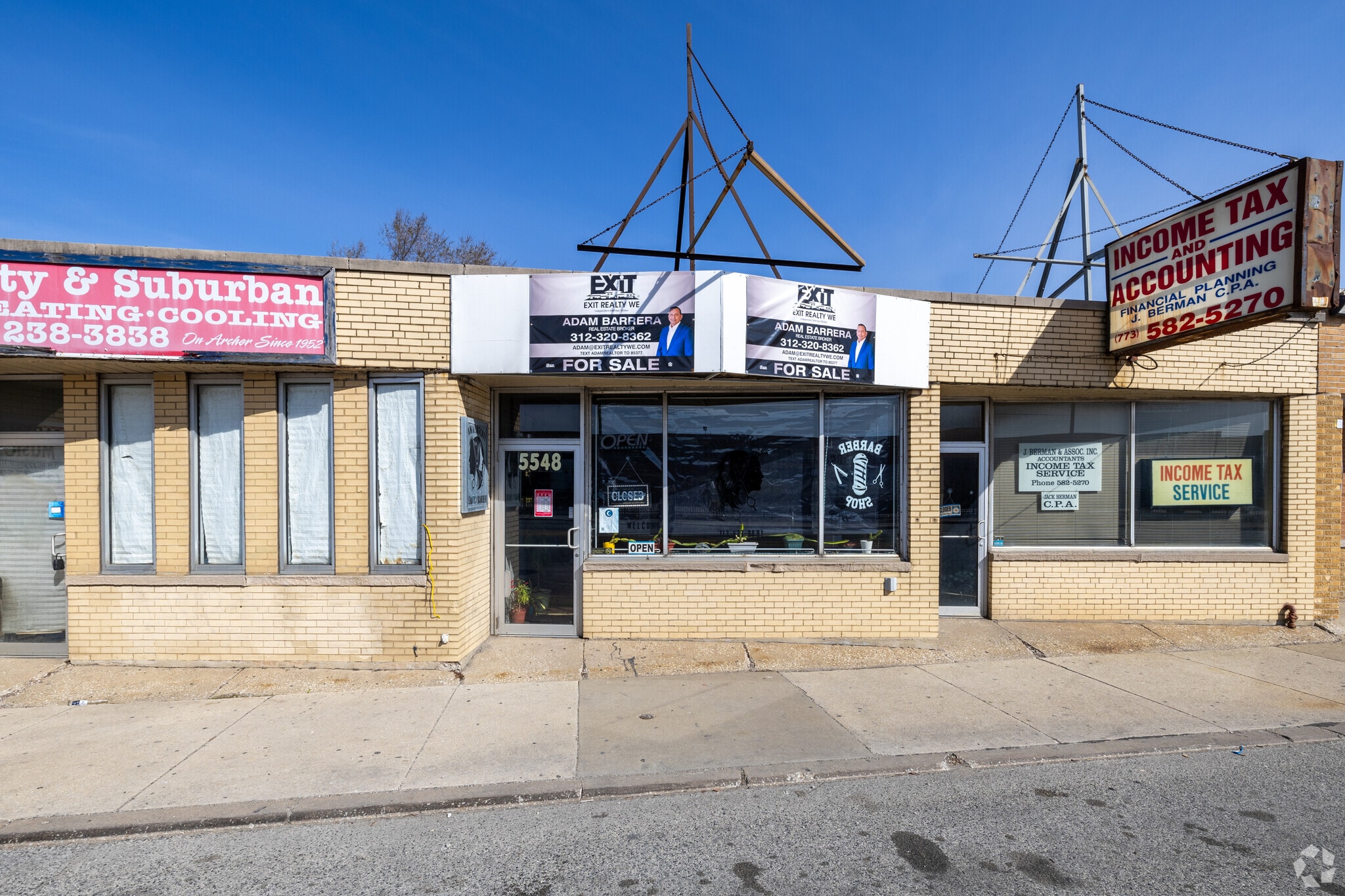 S Archer Ave portfolio of 2 properties for sale on LoopNet.ca Primary Photo- Image 1 of 41
