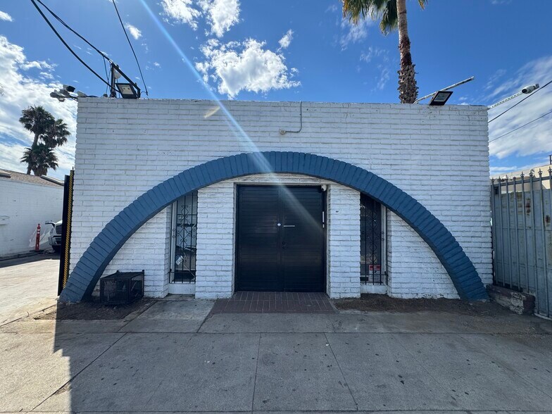 14640-14644 Keswick St, Van Nuys, CA à vendre - Photo du bâtiment - Image 2 de 7