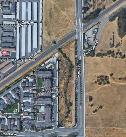 131 Sunset Ave, Suisun City, CA à vendre - Aérien - Image 2 de 2