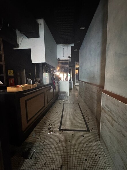 Calle de Campoamor, 6, Madrid, Madrid for lease - Building Photo - Image 3 of 14