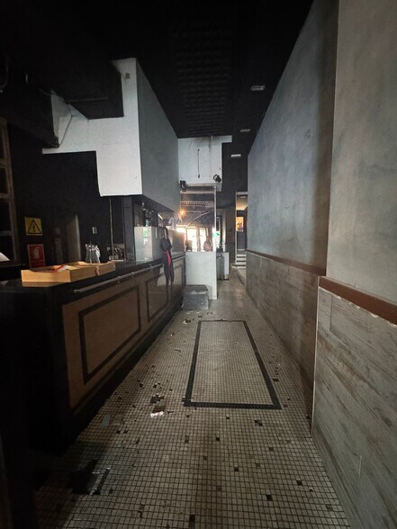 Calle de Campoamor, 6, Madrid, Madrid à louer - Photo du bâtiment - Image 3 de 14