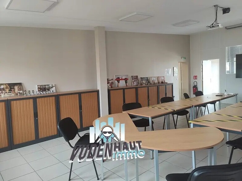 Office in Tournefeuille for lease - Interior Photo - Image 3 of 9