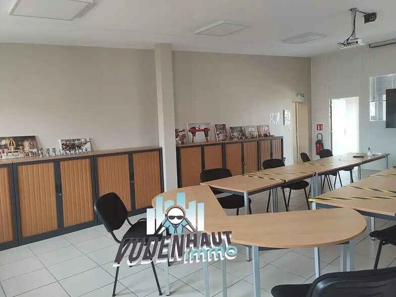 Bureau dans Tournefeuille à louer - Photo intérieure - Image 3 de 9