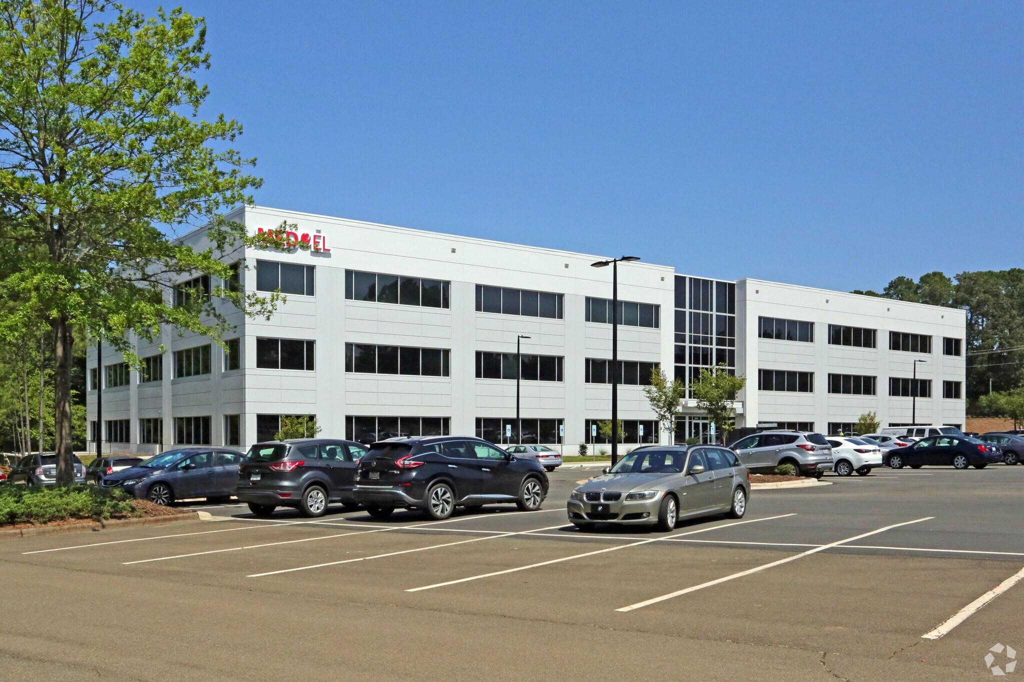 2645 Meridian Pky, Durham, NC for lease Building Photo- Image 1 of 6