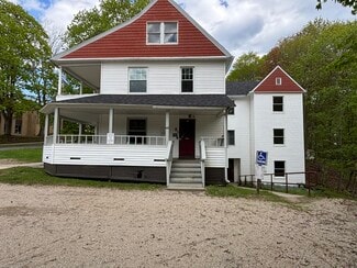 Plus de détails pour 60 Cottage St, Great Barrington, MA - Bureau à vendre