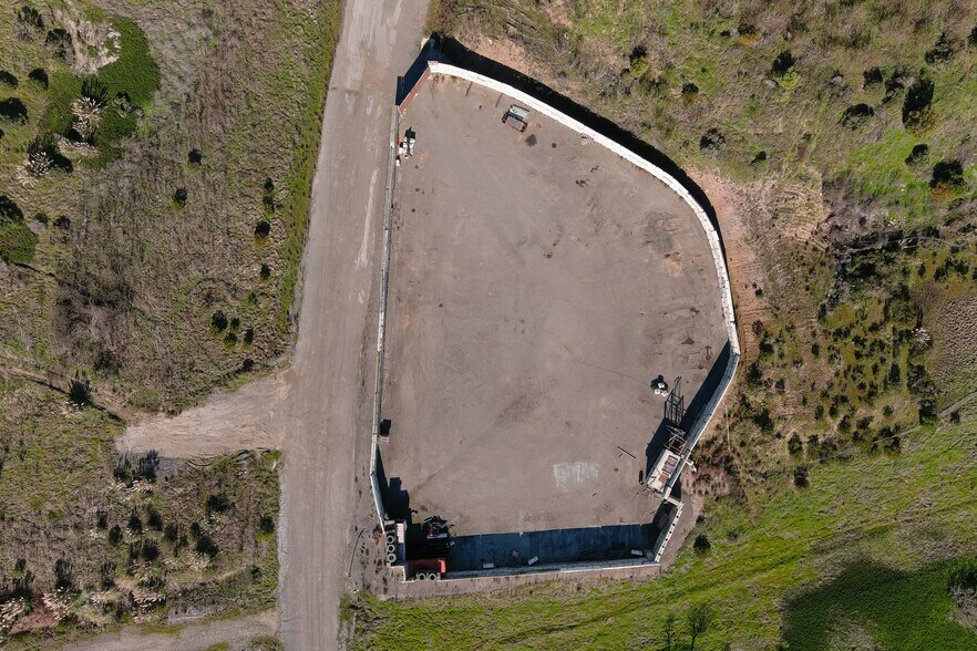 5 Beatty Ave ave, Brisbane, CA à louer - Photo du bâtiment - Image 2 de 5