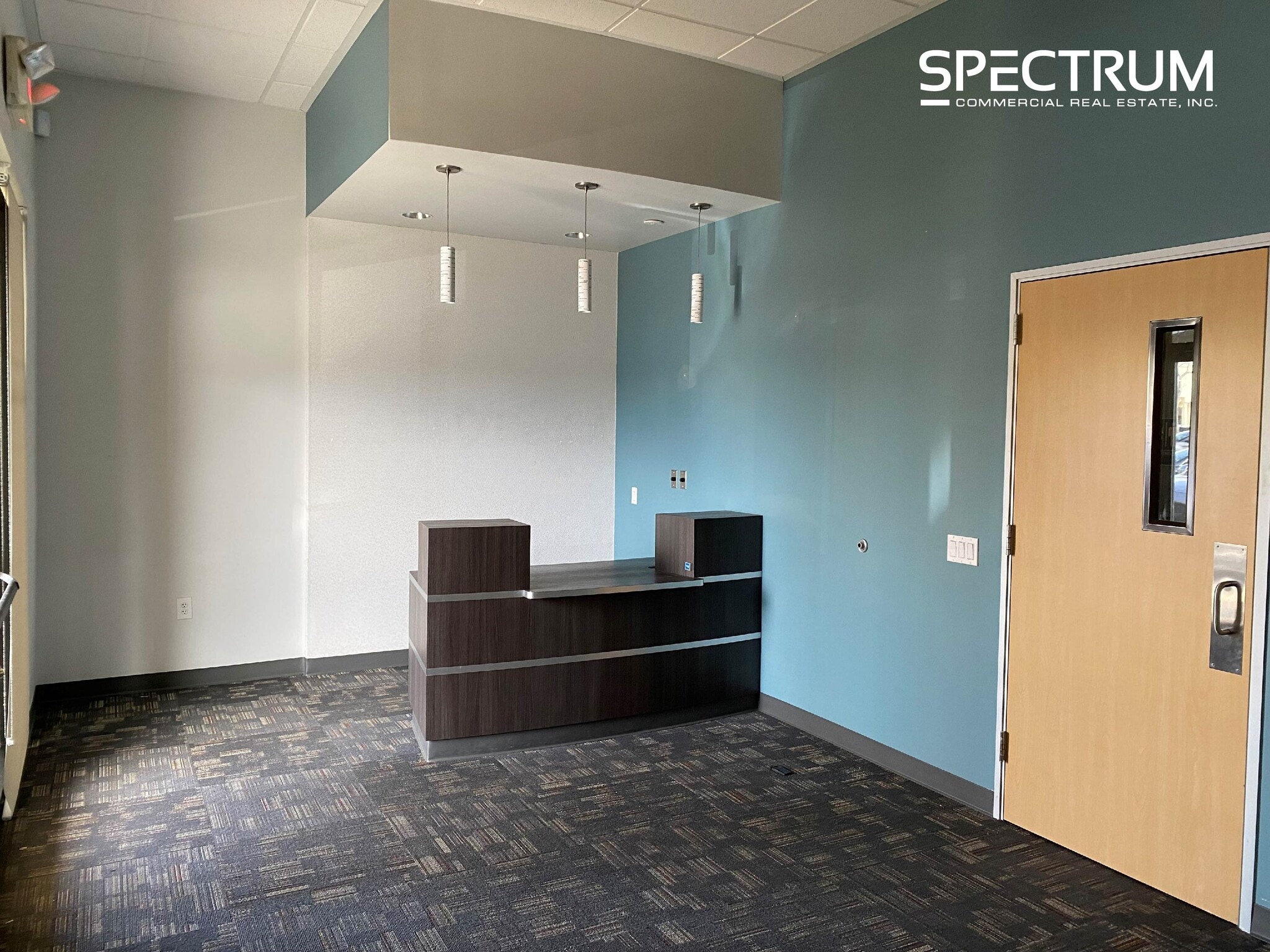 27613-27677 Bouquet Canyon Rd, Saugus, CA for lease Building Photo- Image 1 of 8