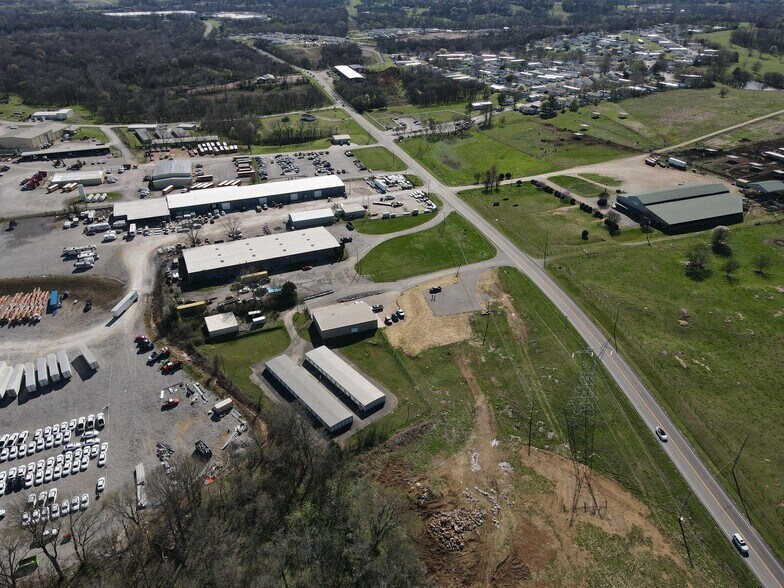 1248 Industrial Park Rd, Columbia, TN for sale - Building Photo - Image 2 of 7