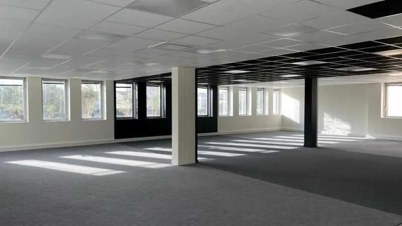 Office in Malakoff for lease Interior Photo- Image 1 of 3