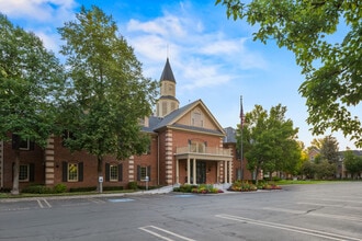 3521 N University Ave, Provo, UT à louer Photo du bâtiment- Image 1 de 2