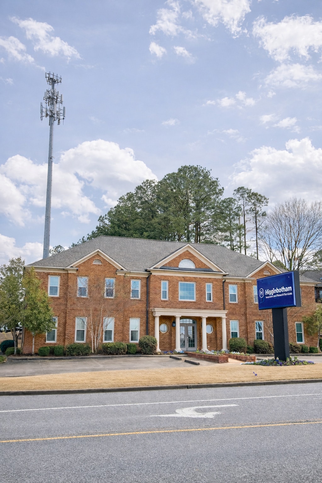 999 Rocket Way, Gardendale, AL for sale Primary Photo- Image 1 of 6