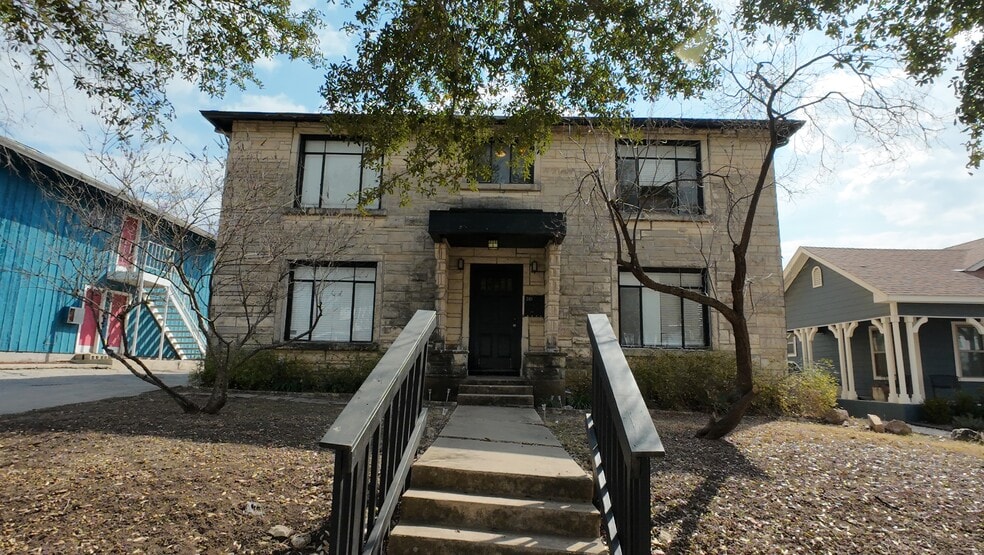 340 Natalen Ave, San Antonio, TX à vendre - Photo du bâtiment - Image 2 de 28