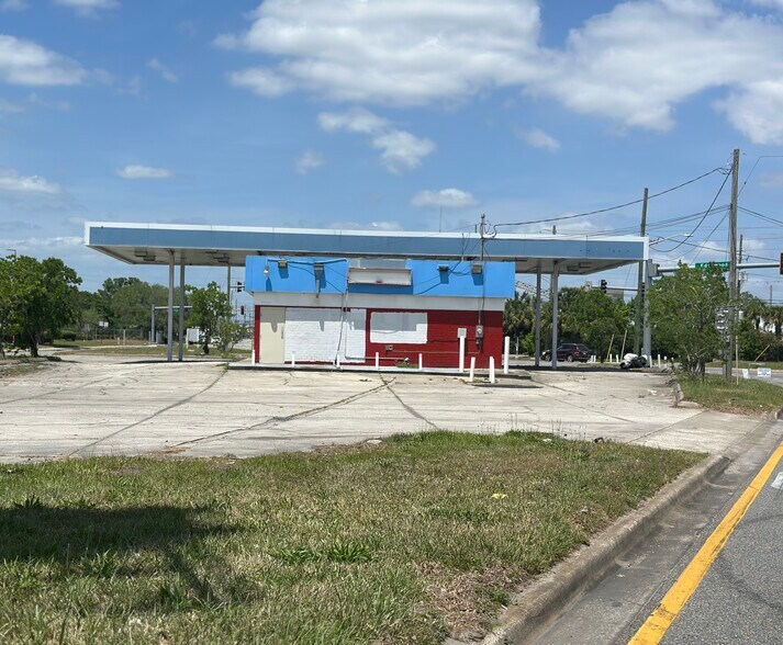 202 Edgewood Ave S, Jacksonville, FL à louer - Photo du bâtiment - Image 2 de 5