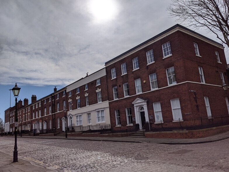 St. Johns Sq, Wolverhampton à louer - Photo du bâtiment - Image 2 de 19
