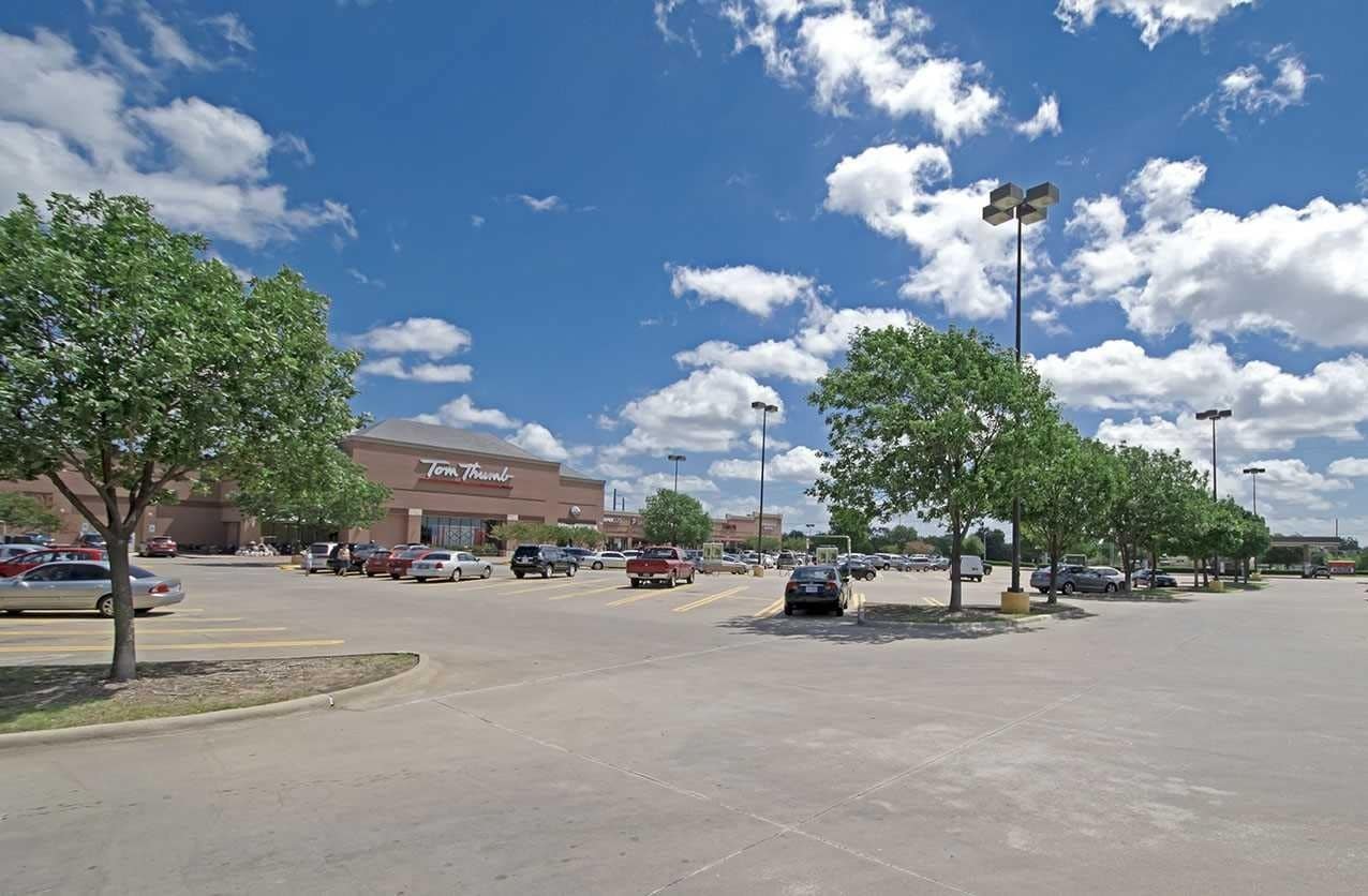 2601-2655 Arapaho Rd, Garland, TX for lease Building Photo- Image 1 of 3