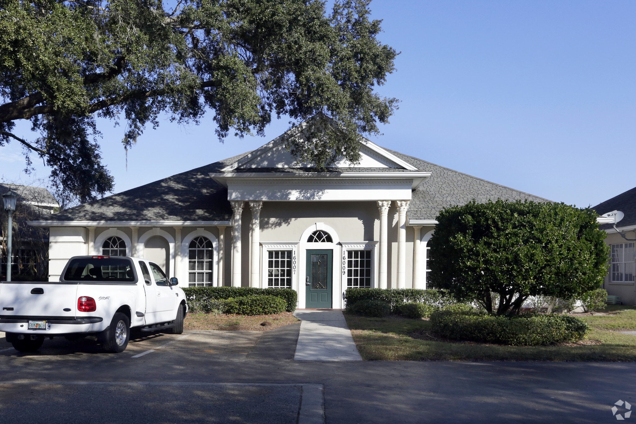 16007 N Florida Ave, Lutz, FL à louer Photo principale- Image 1 de 20