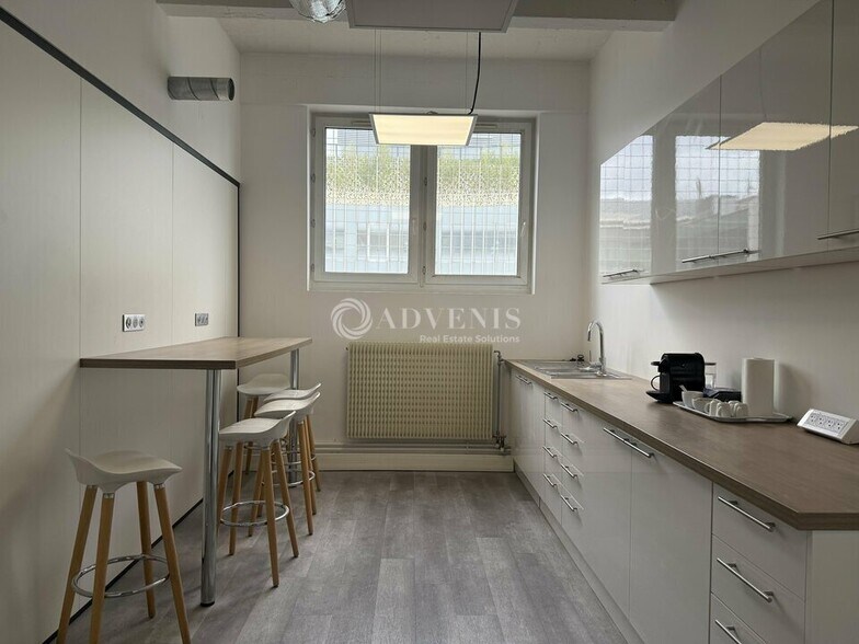 74 Rue Jean Bleuzen, Vanves à louer - Photo intérieure - Image 3 de 11