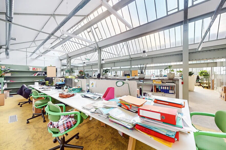 Bureau dans Paris à vendre - Photo du bâtiment - Image 1 de 15