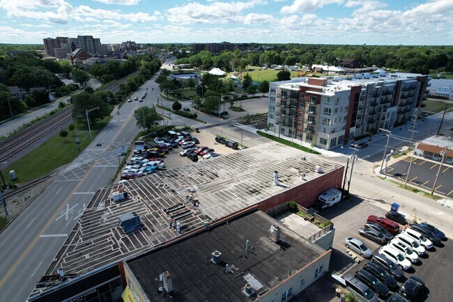 Plus de détails pour 666 E Northwest Hwy, Arlington Heights, IL - Terrain à vendre