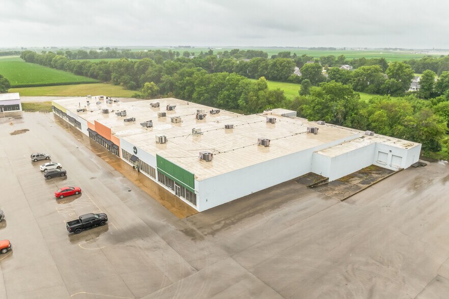 1-14 W Reynolds St, Pontiac, IL à louer - Photo du bâtiment - Image 2 de 12