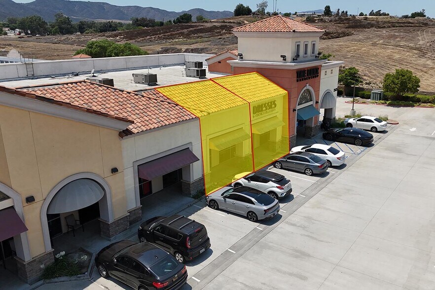 25425 Jefferson Ave, Murrieta, CA à louer - Photo du bâtiment - Image 2 de 5