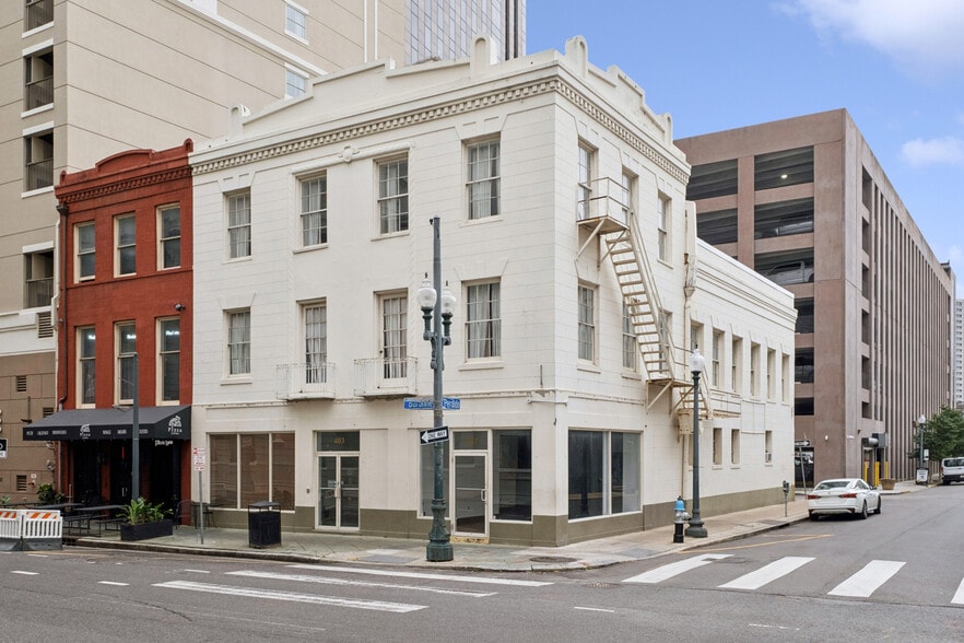 401 Baronne St, New Orleans, LA à louer - Photo du bâtiment - Image 2 de 10
