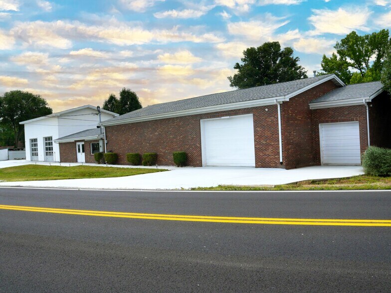 7455 Veterans Memorial Pky, Saint Peters, MO à vendre - Photo du bâtiment - Image 3 de 4