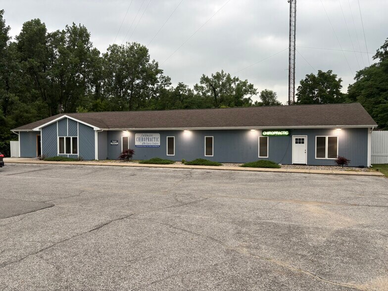 2655 N State Road 127, Angola, IN à louer - Photo du bâtiment - Image 1 de 9