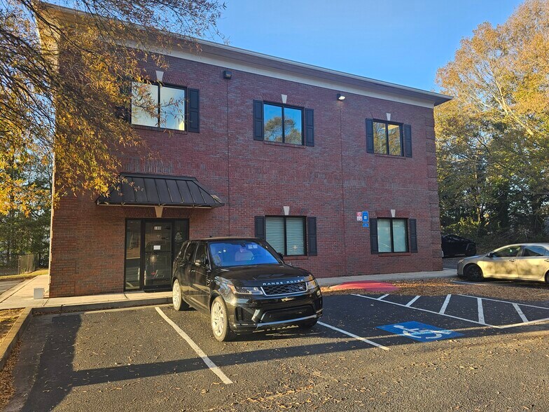 2013 Lawrenceville Suwanee Rd, Lawrenceville, GA à louer - Photo du bâtiment - Image 2 de 7